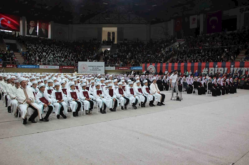 Gaziantep’te 227 hafızlık öğrencisi icazet belgesi aldı
