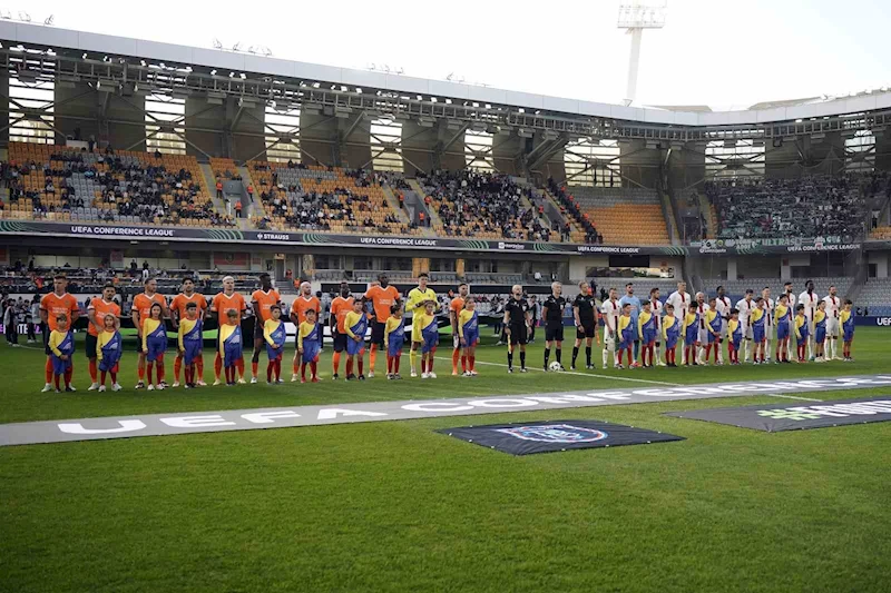 UEFA Konferans Ligi: Başakşehir: 0 - Rapid Wien: 0 (Maç devam ediyor)
