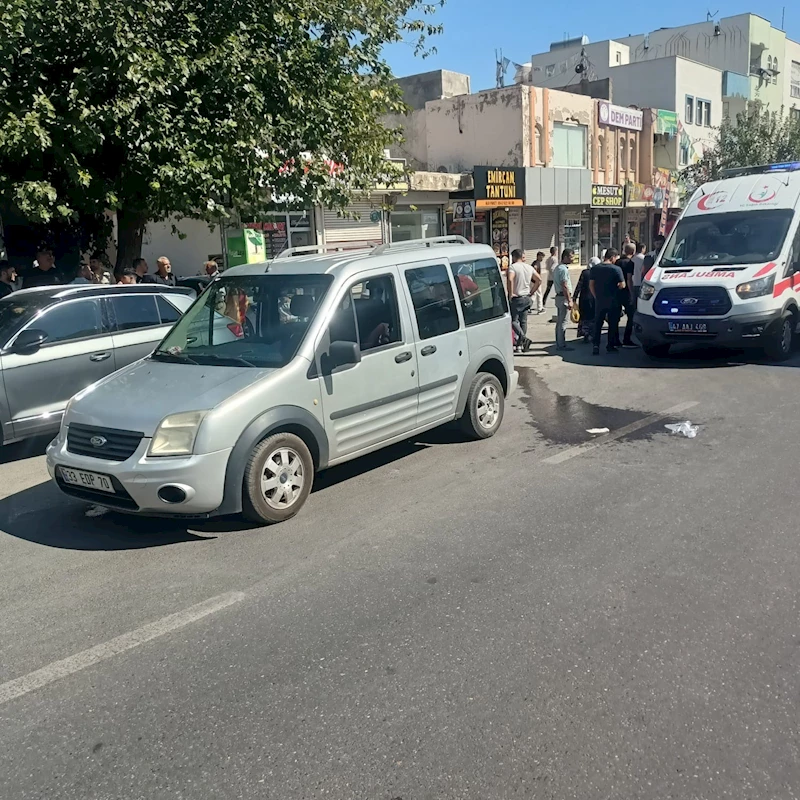 Midyat’ta kamyonetin çarptığı yaya yaralandı
