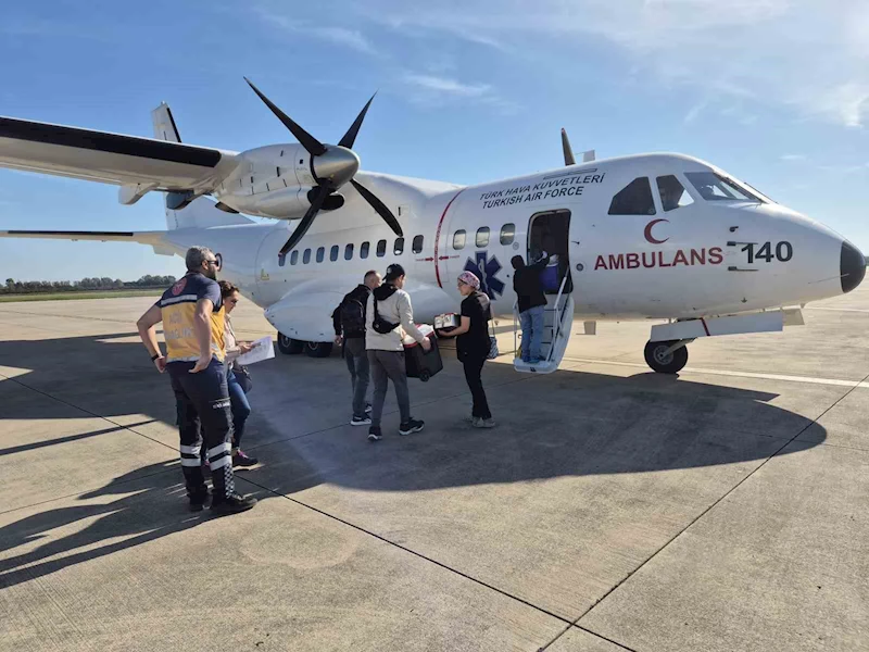 Hava Kuvvetlerine ait ambulans uçak organ nakli bekleyen hasta için havalandı
