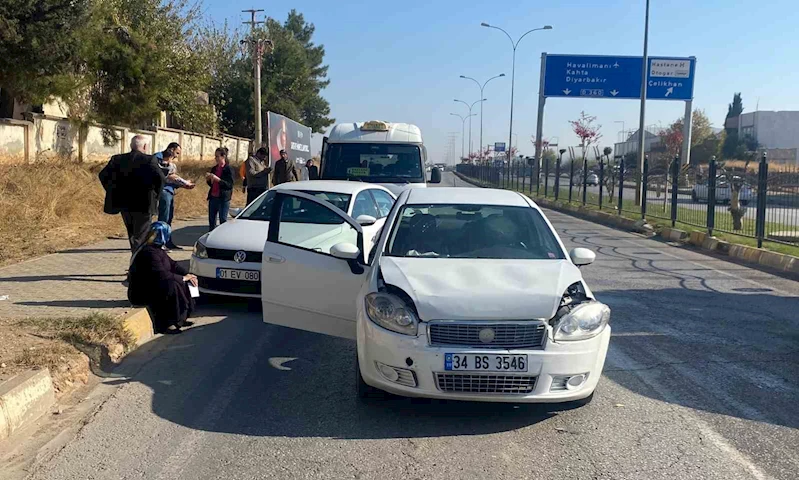 Adıyaman’da 4 araç bir birine girdi
