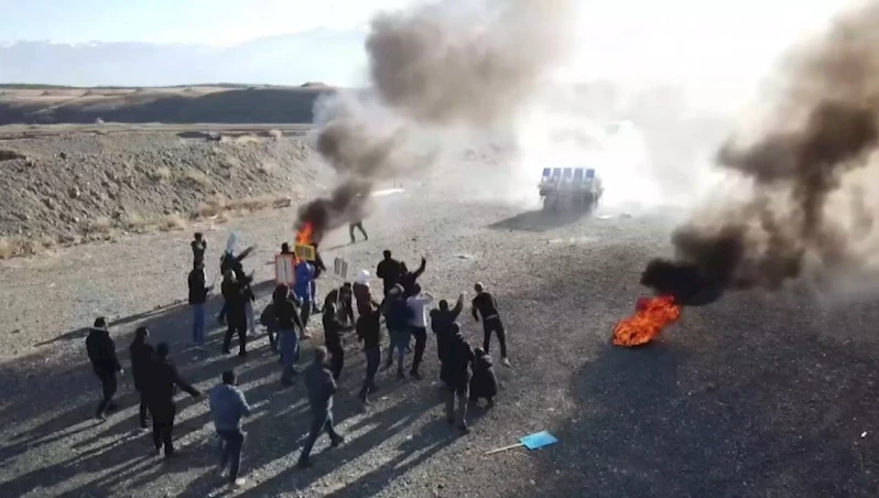 Polislerin tatbikatı gerçeği aratmadı
