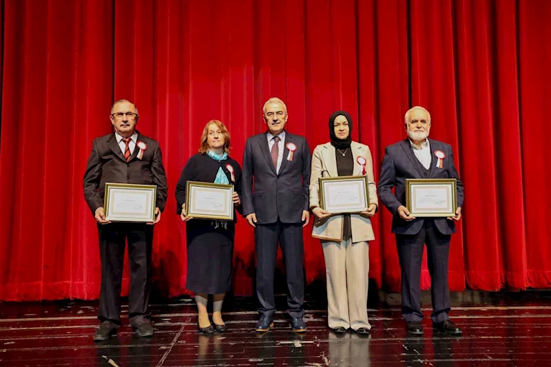 24 Kasım Öğretmenler Günü Bursa’da kutlandı
