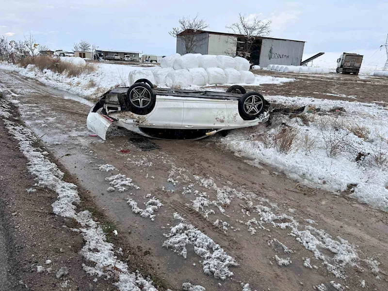 Tipi ve buzlanma kazaya neden oldu: 4 yaralı
