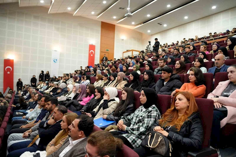 Üniversitede 24 Kasım Öğretmenler Günü etkinliği düzenlendi
