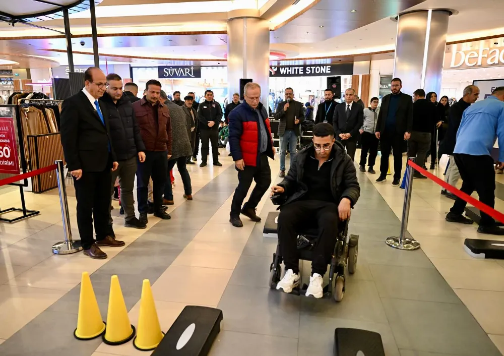 Yeşilyurt Belediyesi ‘Engelleri Birlikte Aşacağız’ Etkinliği Düzenledi