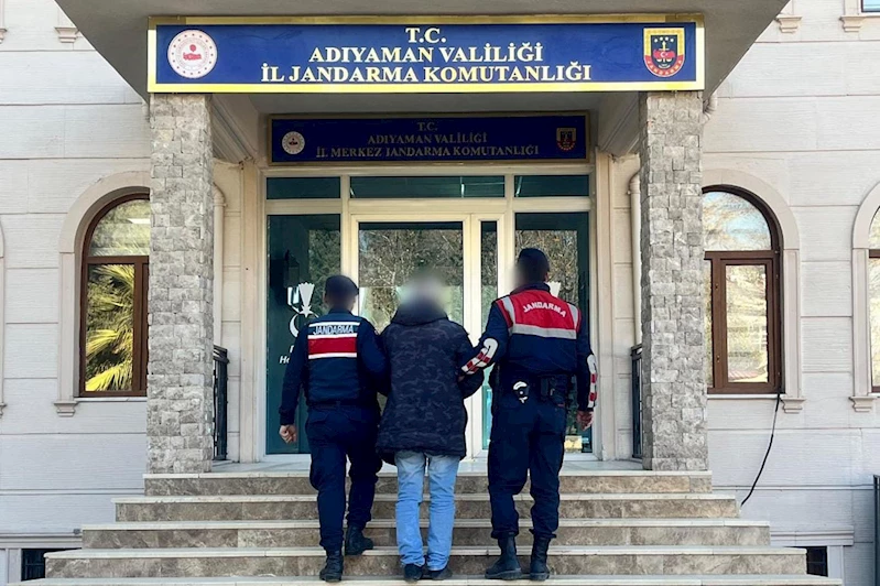 Uyuşturucu madde satmaktan aranan şahıs yakalandı