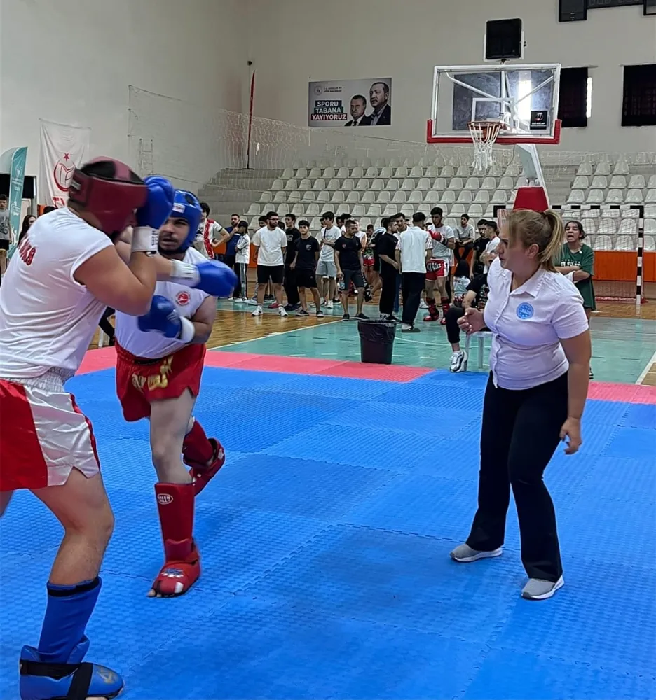 Ege Bölge Kick Boks Şampiyonası Görülmeye Değerdi