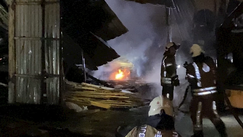 Arnavutköy’deki kereste atölyesinde yangın çıktı: 1 kişi hayatını kaybetti
