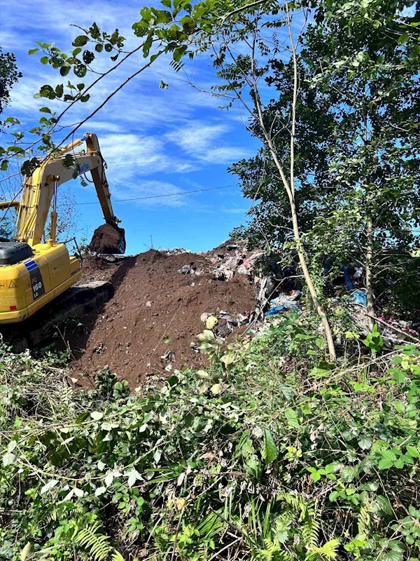 Çöpleri dere kenarına döküp üzerini kapatan Pazar Belediyesine ceza
