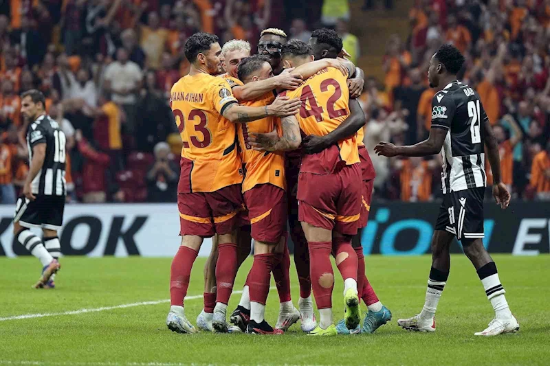 UEFA Avrupa Ligi: Galatasaray: 3 - PAOK: 1 (Maç sonucu)
