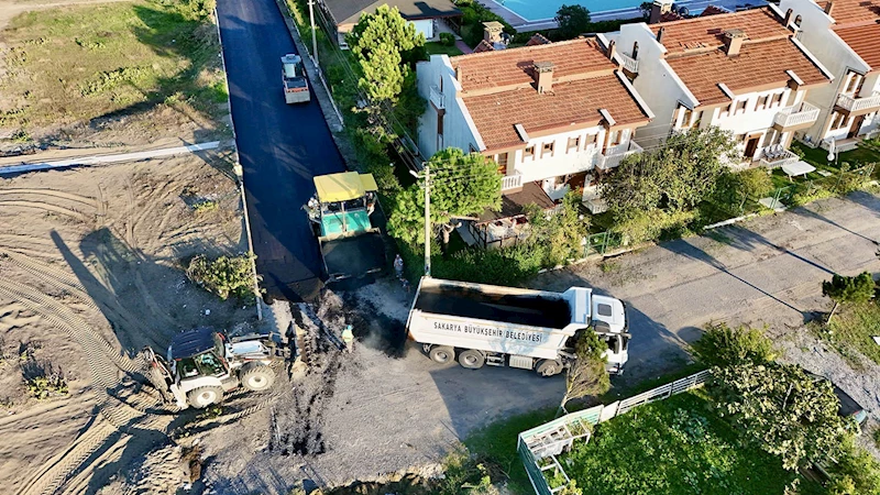 Büyükşehir’in asfalt mesaisi kuzeyde başladı: Kocaali’nin iki caddesi yenileniyor
