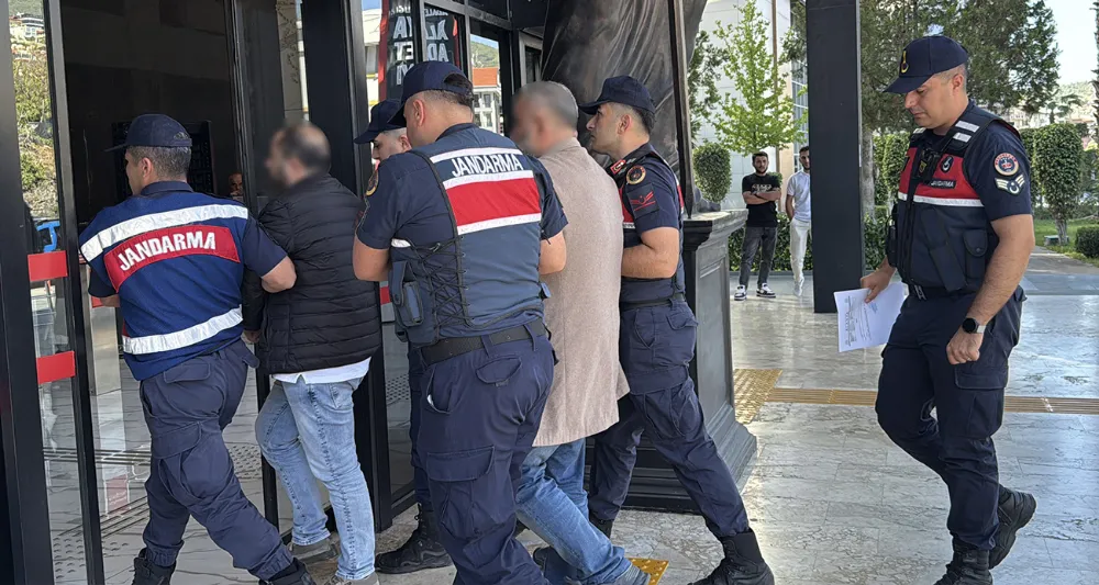 6 Şüpheli Gözaltına Alındı.