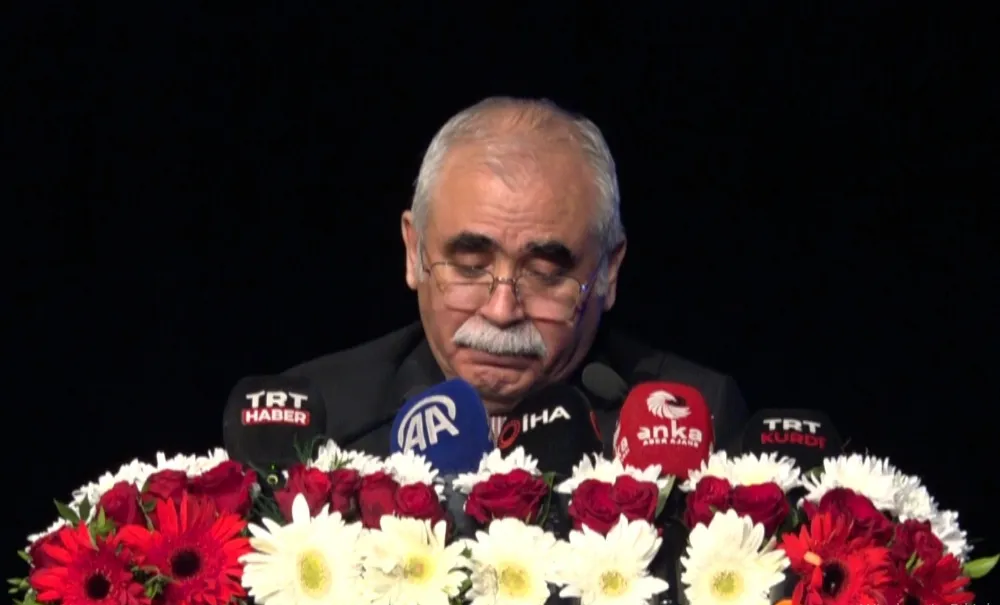 Anayasa Mahkemesi Başkanı Konuşmasında Gözyaşı Döktü