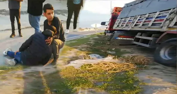 Mardin’de Tır İle Motosiklete Çarpıştı: 2 Yaralı