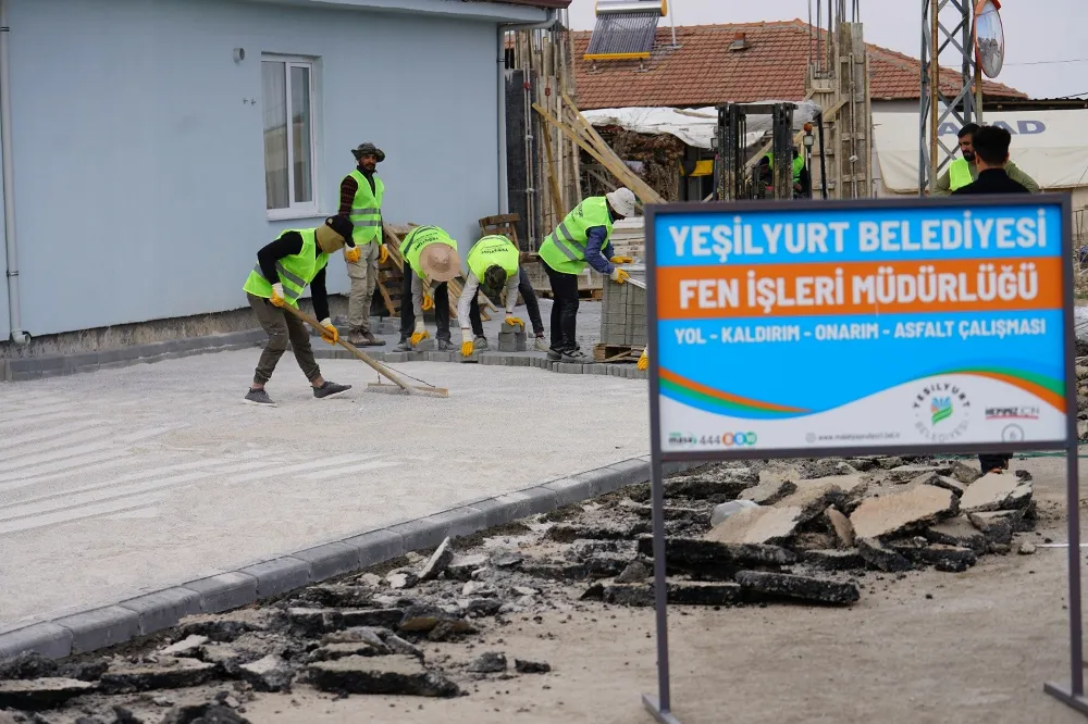 Yeşilyurt Belediyesi, Samanköy’ün Yollarını Baştan Aşağıya Yeniliyor