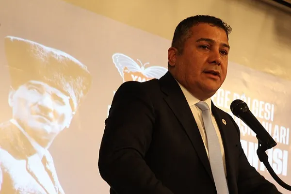 Başkan Mutlu’dan Yeni Anayasa Çıkışı: Türklükle Derdi Olanların Oyununa Gelmeyeceğiz