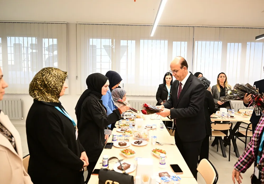 Başkan Geçit, Kadın Personelleri İftar Yemeğinde Misafir Etti