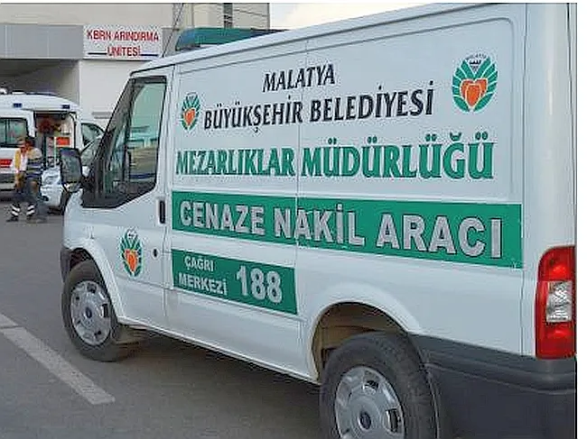 Kamyonetin Çarptığı Yaşlı Kadın Hayatını Kaybetti