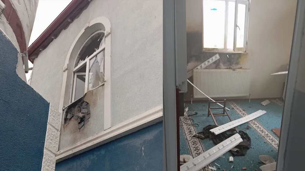 Yıldırımın Düştüğü Cami’de Büyük Hasar Oluştu