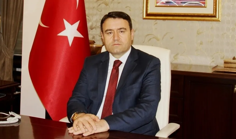 Kütahya Valisi Işın Açıkladı; Okullar Bir Gün Tatil