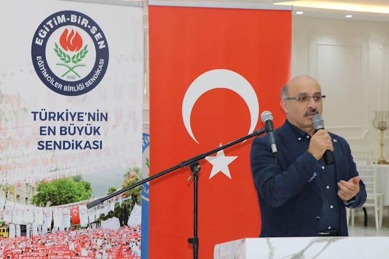 Mustafa Sarıgeçili: Anayasa değişsin aile korunsun