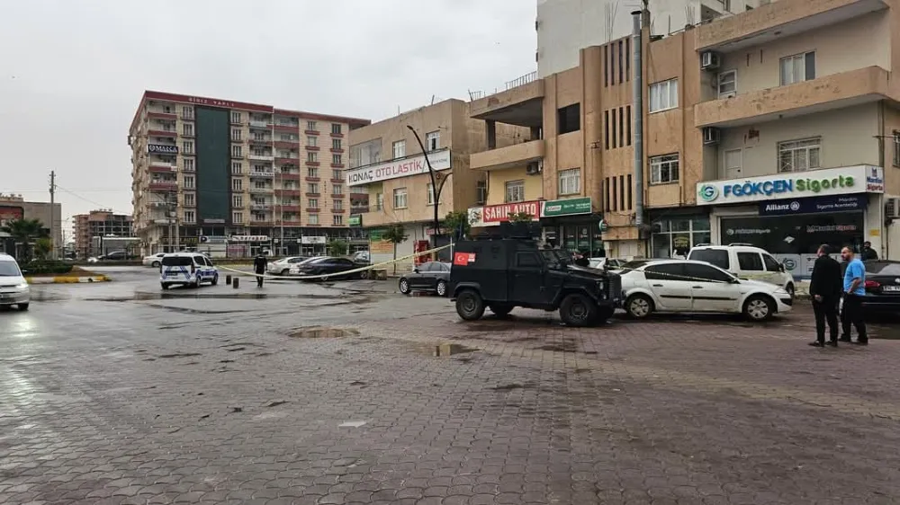 Mardin’in Kızıltepe İlçesinde Çıkan Silahlı Kavgada Biri Ağır 2 Kişi Yaralandı.