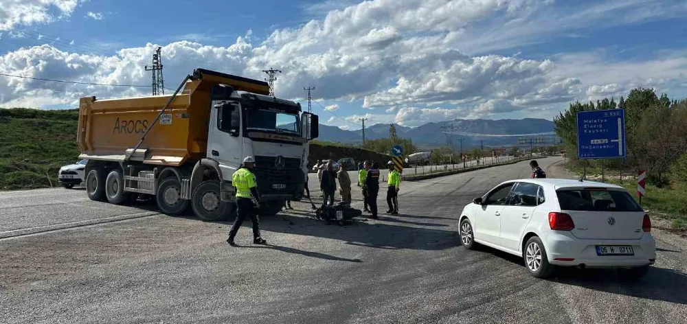 Malatya’da Motosikletle Kamyon Çarpıştı: 1 Yaralı