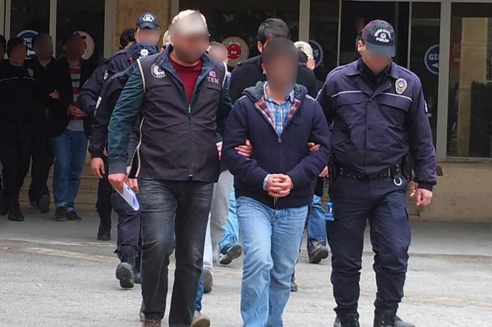 47 İlde FETÖ Operasyonu: 208 Şüpheli Gözaltında