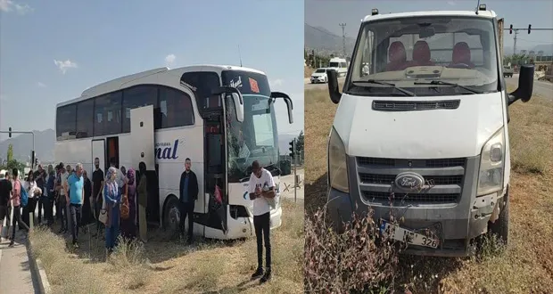 Yolcu Otobüsü İle Kamyonet Çarpıştı: 1 Yaralı