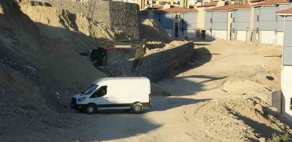 Malatya’da Şantiye Alanında Top Mermisi Bulundu