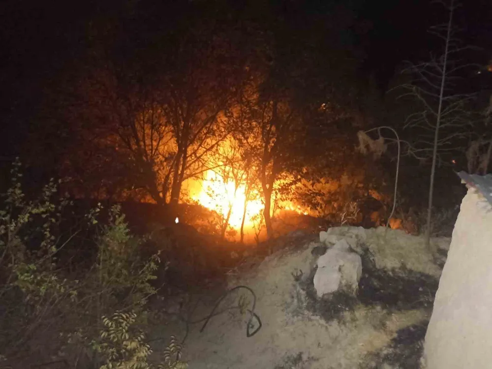 Malatya’da, Bahçe Yangını Korkuttu