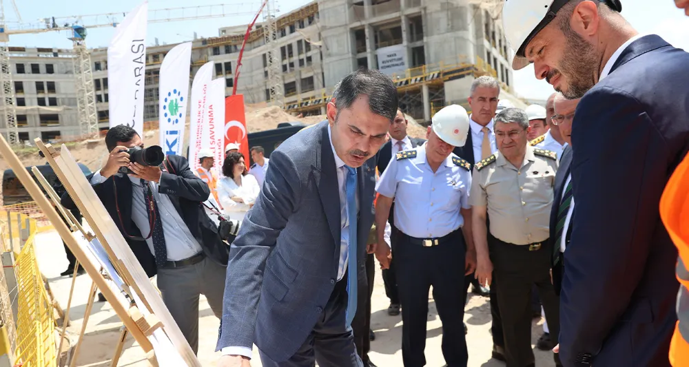 Bakan Kurum ve Bakan Güler’den Ay Yıldız Yerleşkesi’nde inceleme