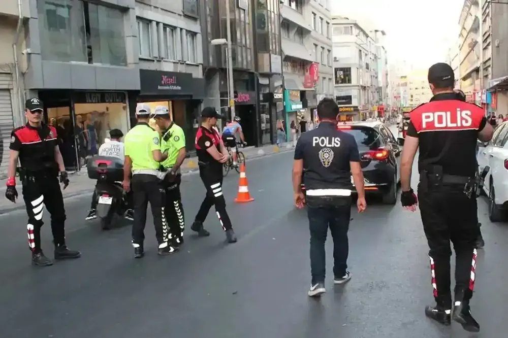 İstanbul’da “Huzur” Operasyonunda 815 Gözaltı